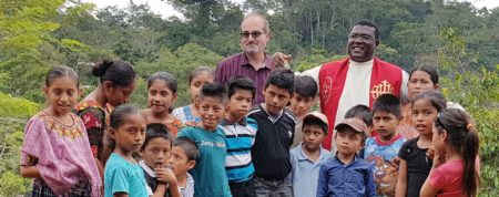 Guatemala: Ein Auto für eine weitläufige Pfarrei
