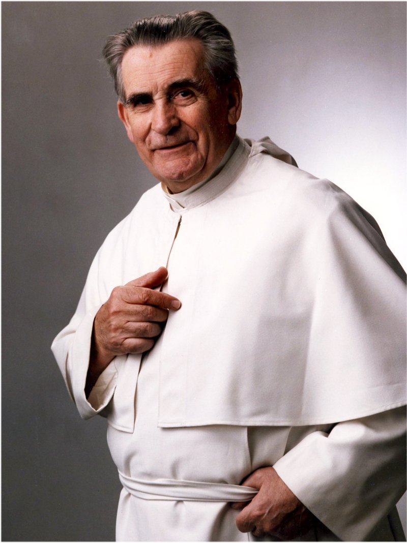 PaterWerenfriedvanStraaten KIRCHE IN NOT