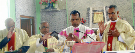 Indien: Mess-Stipendien für Priester der Diözese Tezpur