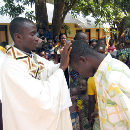 Unterstützen Sie die Arbeit der Kirche in der Zenralafrikanischen Republik