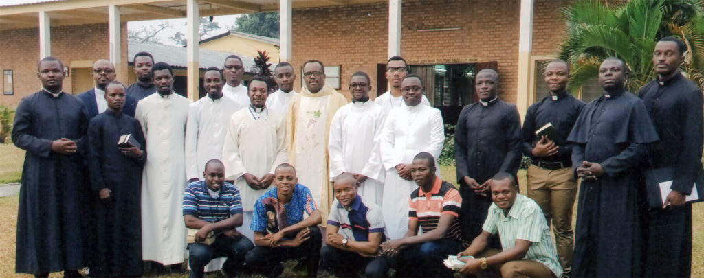 Demokratische Republik Kongo: Ausbildungshilfe für Seminaristen in Kinshasa