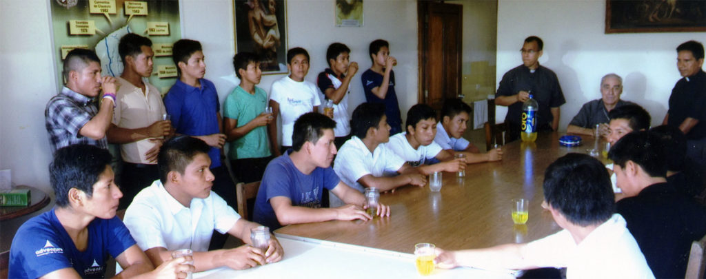 Peru: Ausbildungshilfe für Seminaristen