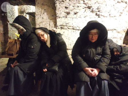 Ukraine: Ordensfrauen helfen unter Lebensgefahr