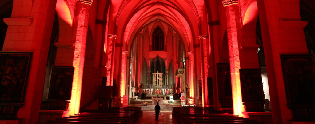 <span>Red Wednesday</span>
