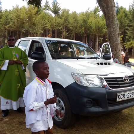 Ein Auto für die pastorale Arbeit in einer Pfarrei
