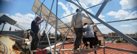„Kirche in Not“ finanziert Solaranlagen für kirchliche Gebäude in Syrien und im Libanon