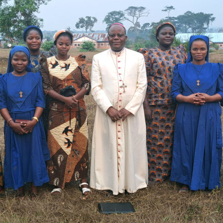 Fördern Sie die Ausbildung von Ordensleuten