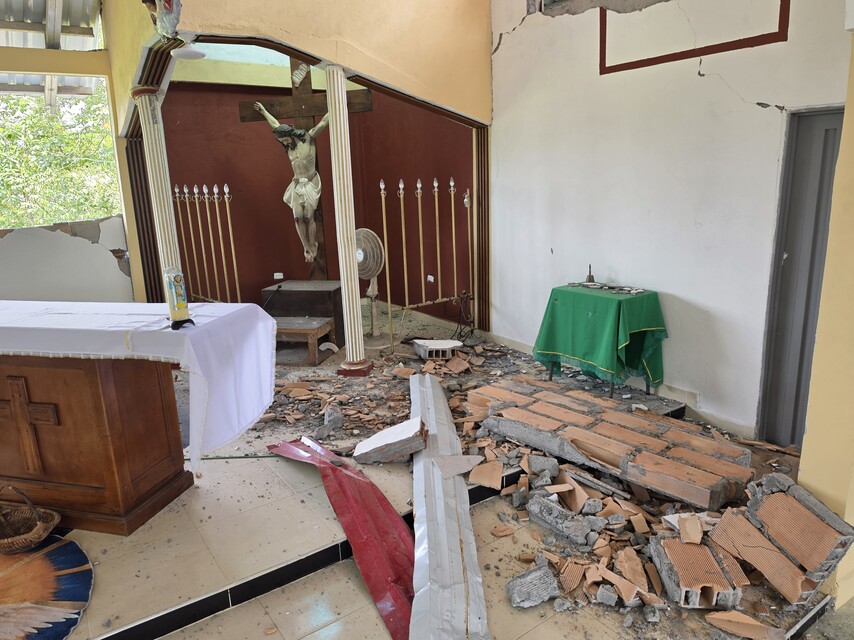 Schäden durch das Erdbeben vom 10. August in Kolumbien: die Pfarrkirche und das Pfarrhaus der Pfarrei Unsere Liebe Frau von Guadalupe in Quibdó, Chocó.
